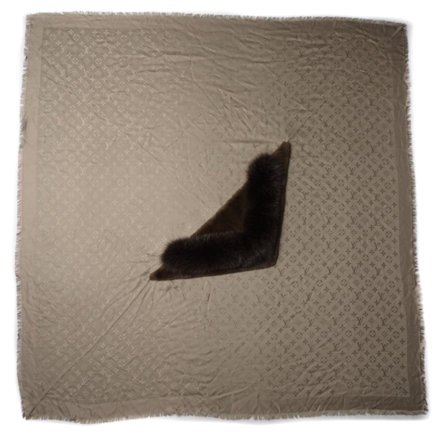 Louis Vuitton Monogram V Fur Shawl Verone 4 of 6
