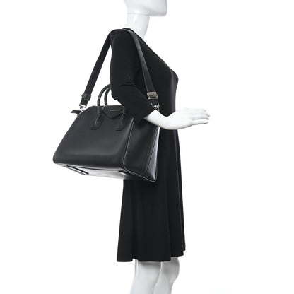 Givenchy Sugar Goatskin Medium Stud Antigona Black 2 of 16