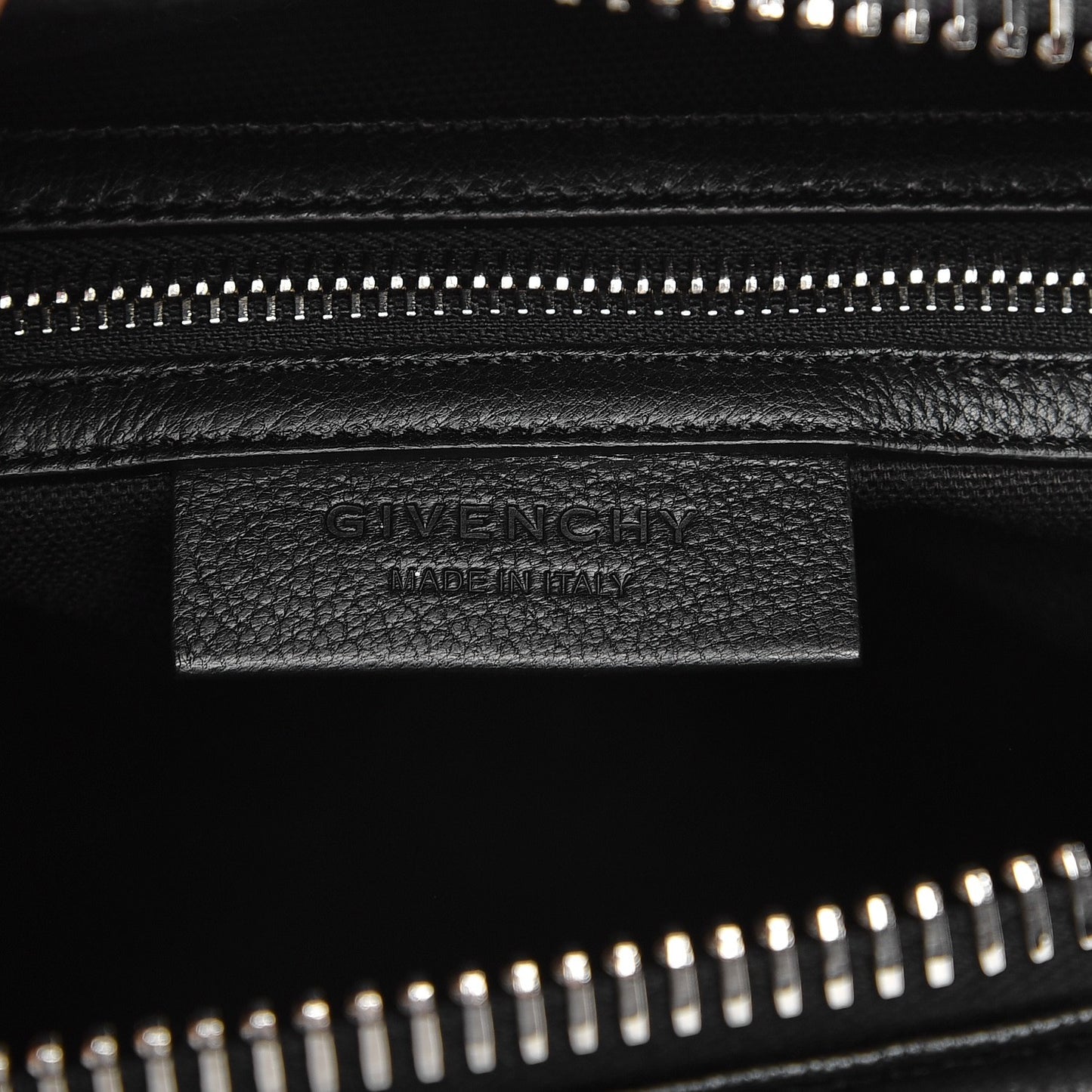 Sugar Goatskin Small Antigona Black