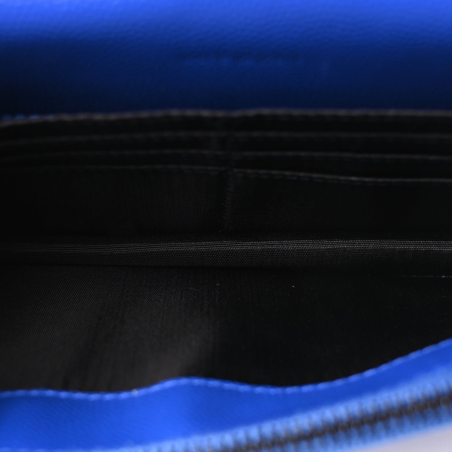 Grain De Poudre Matelasse Chevron Monogram Envelope Chain Wallet Blue Majorelle
