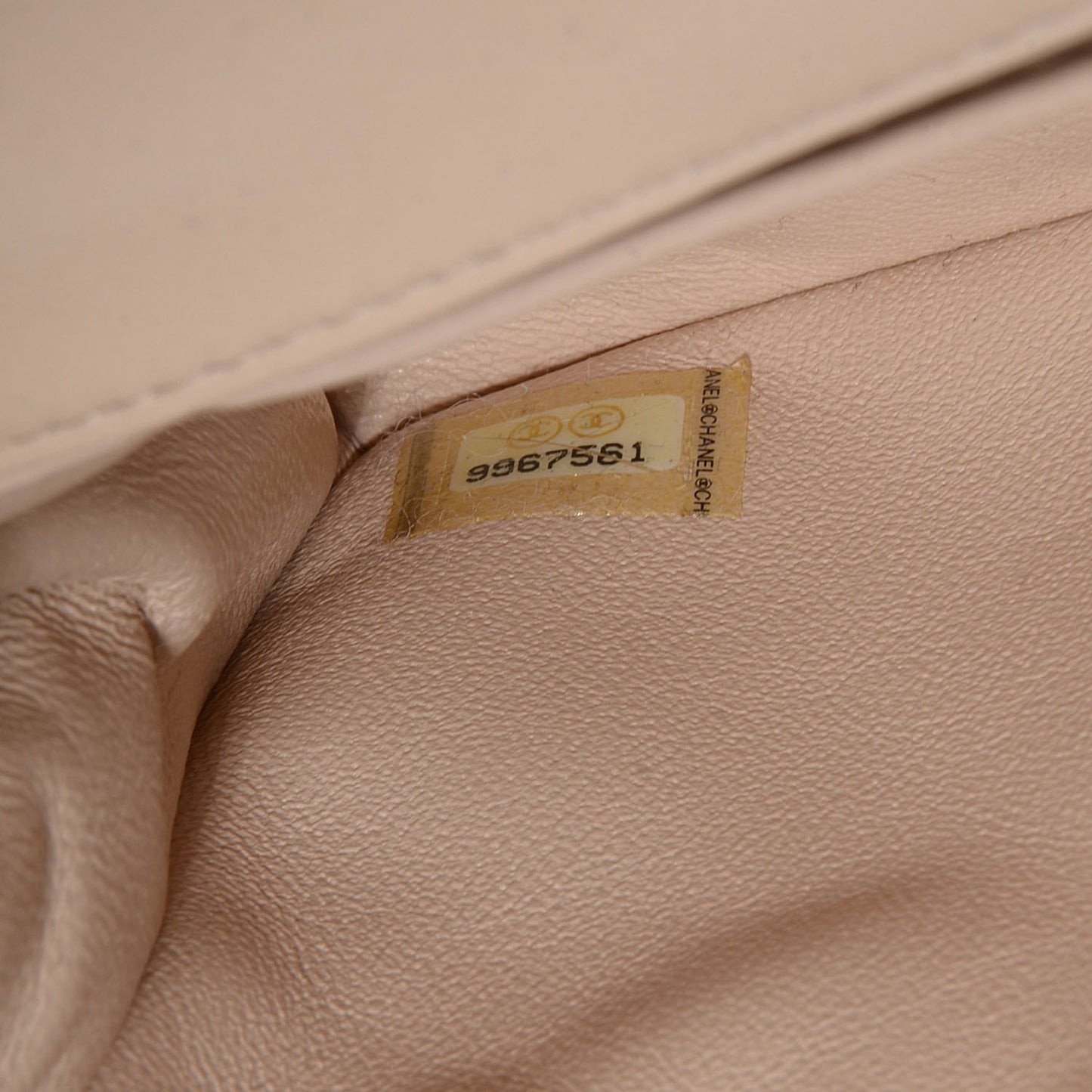 Lambskin Quilted East West Flap Beige Clair