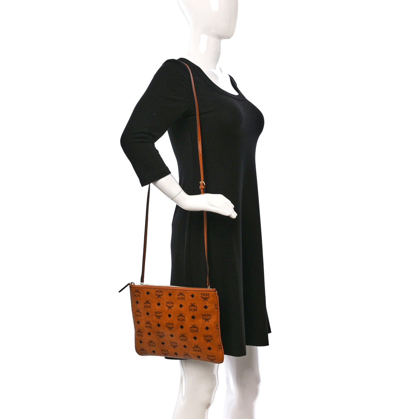 Visetos Medium Crossbody Pouch Cognac