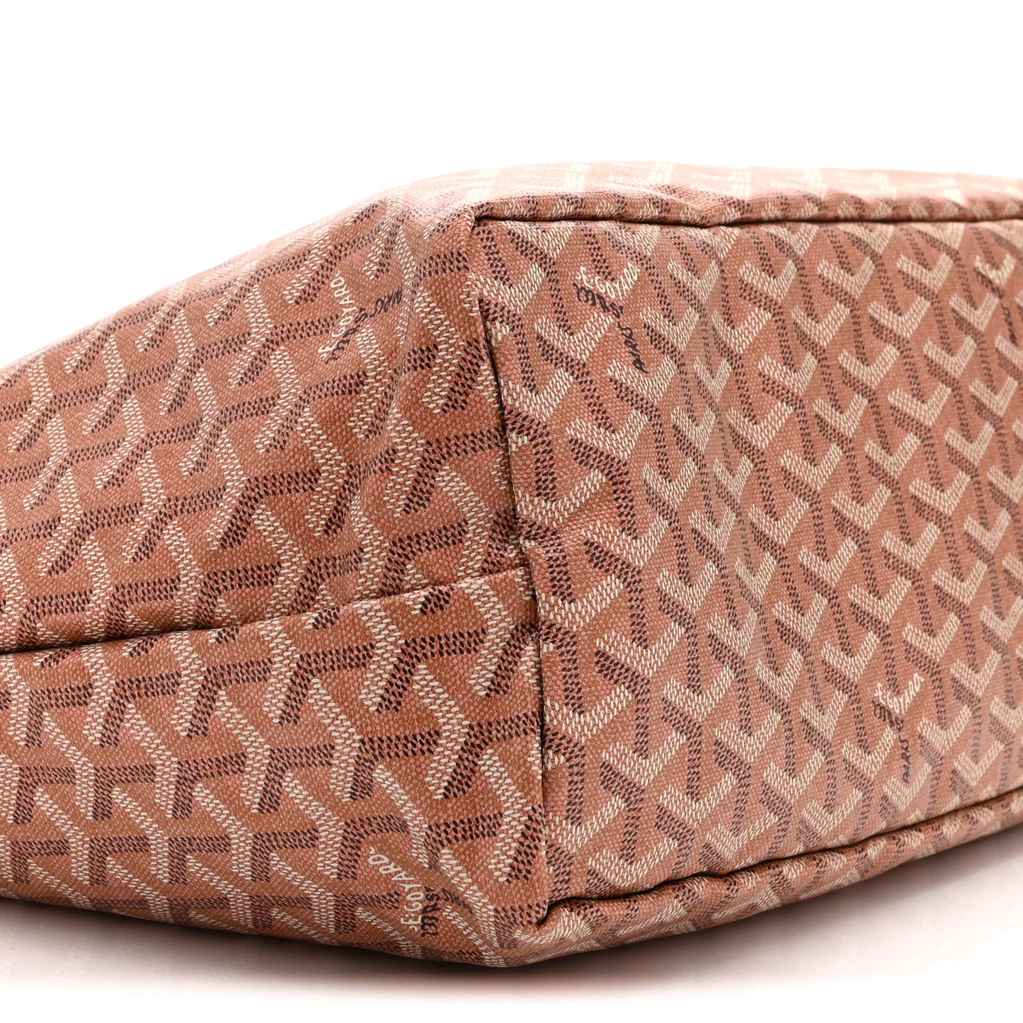 Iridescent Goyardine Saint Louis PM Pearly Coral