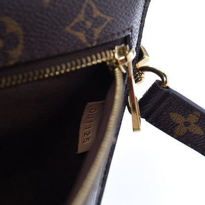 Louis Vuitton Monogram Pochette Metis 9 of 11