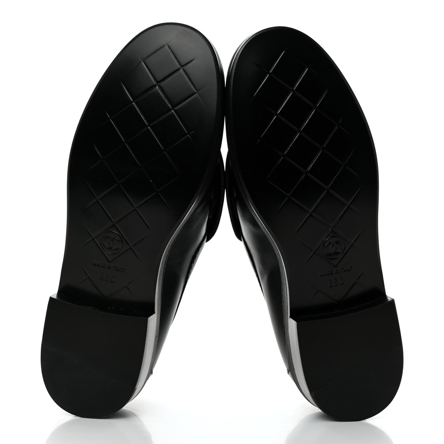 Lambskin Quilted CC Turnlock Loafers 36 Black