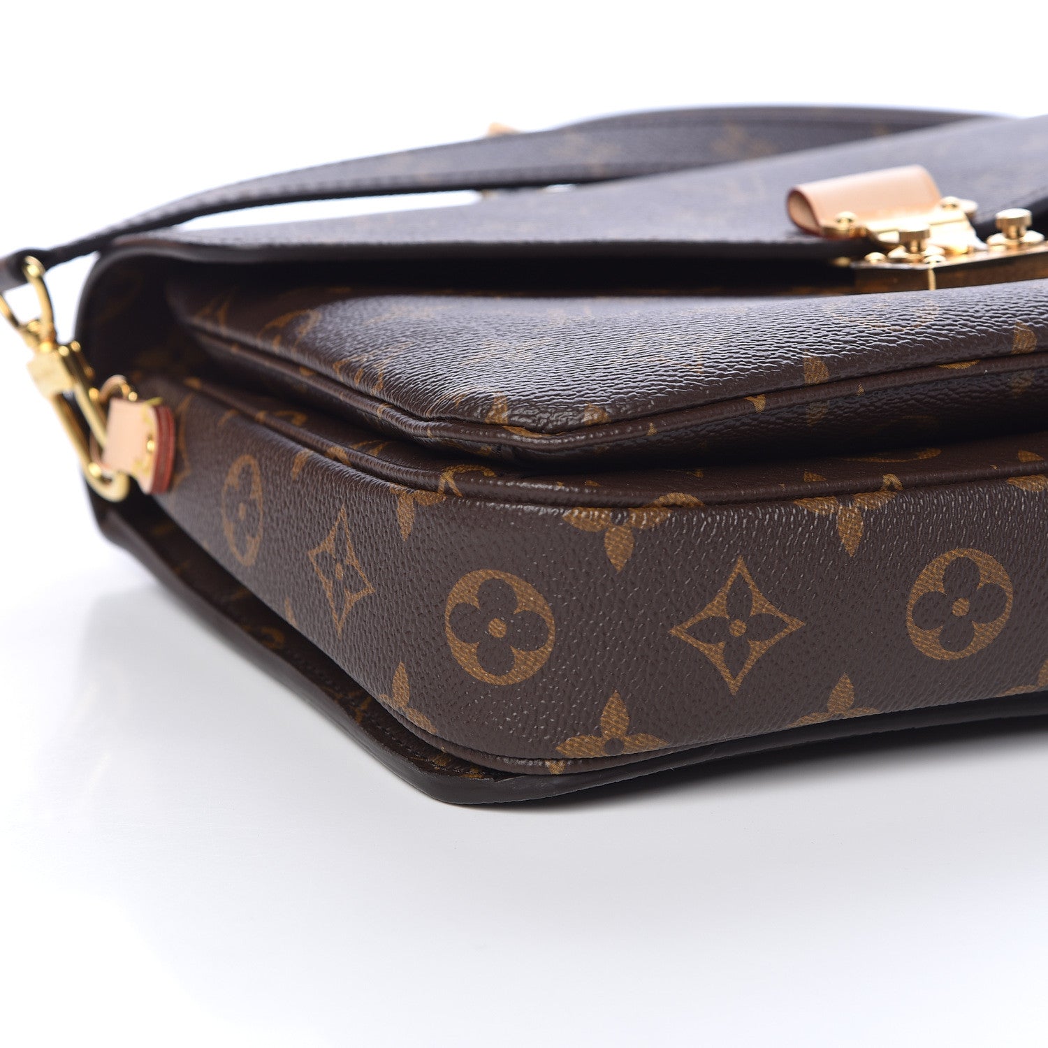 Louis Vuitton Monogram Pochette Metis 8 of 11