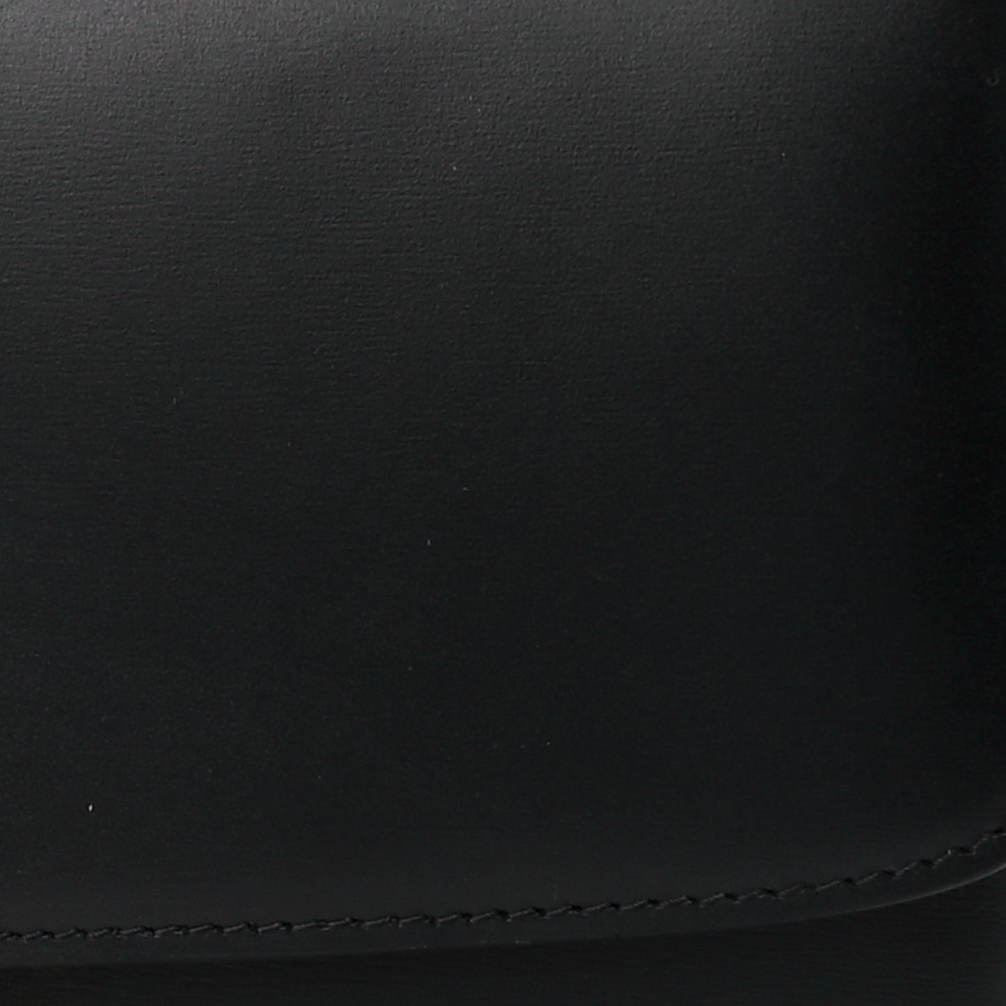 Box Calfskin Medium Classic Box Flap Bag Black