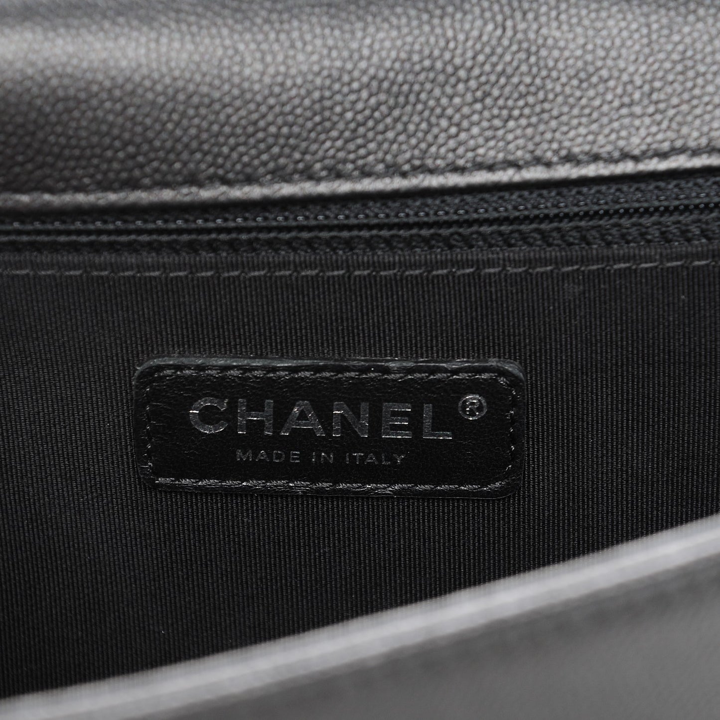Caviar Quilted New Medium Boy Flap So Black