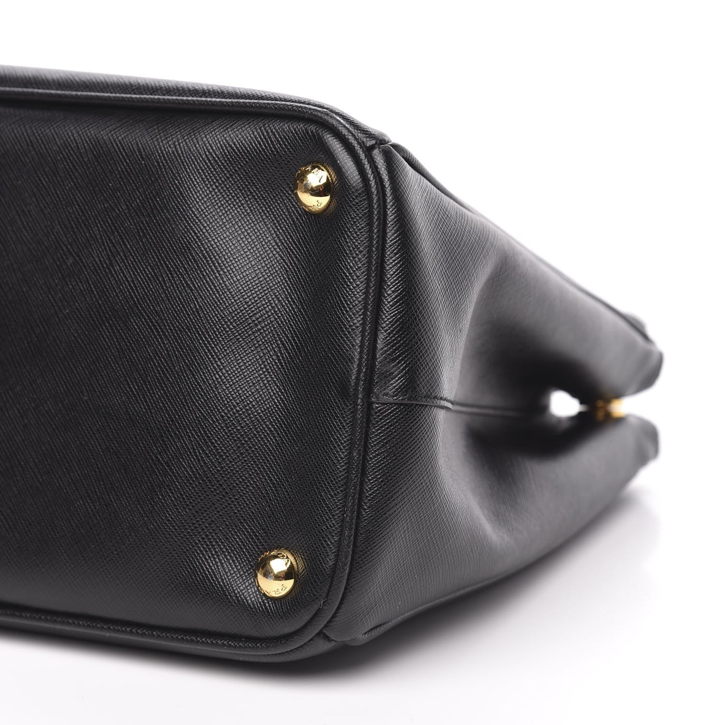 Saffiano Medium Galleria Double Zip Tote Black