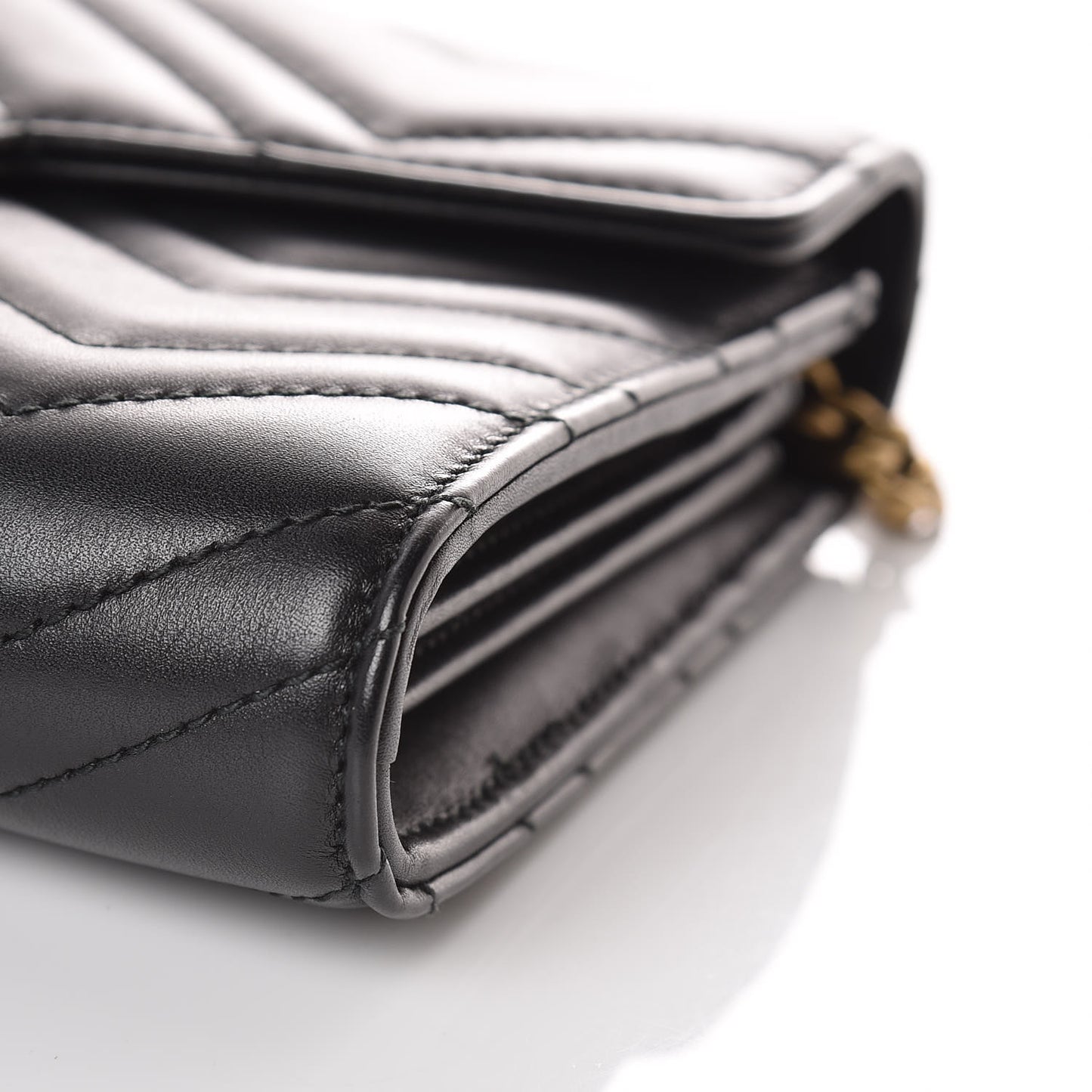 Calfskin Matelasse GG Marmont Chain Wallet Black
