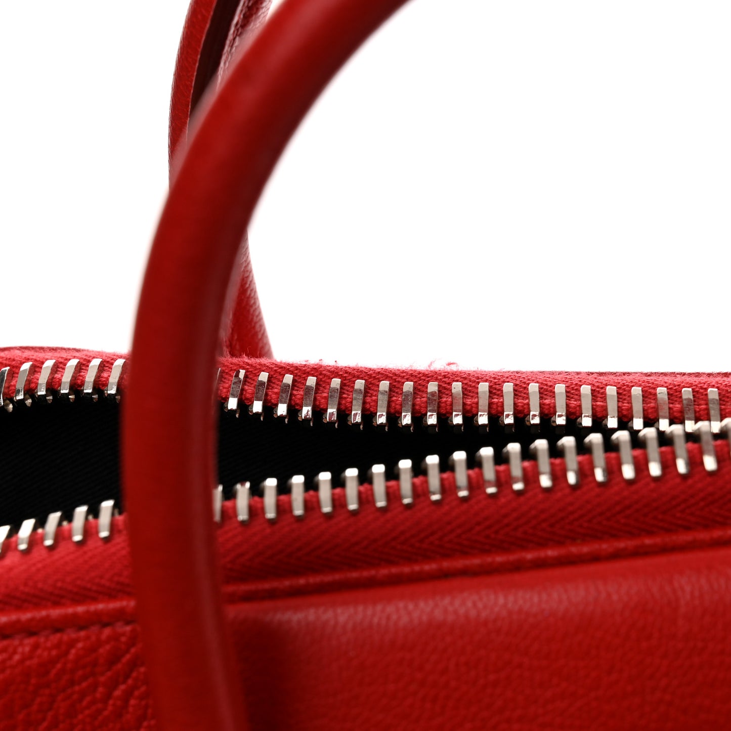 Sugar Goatskin Medium Antigona Red