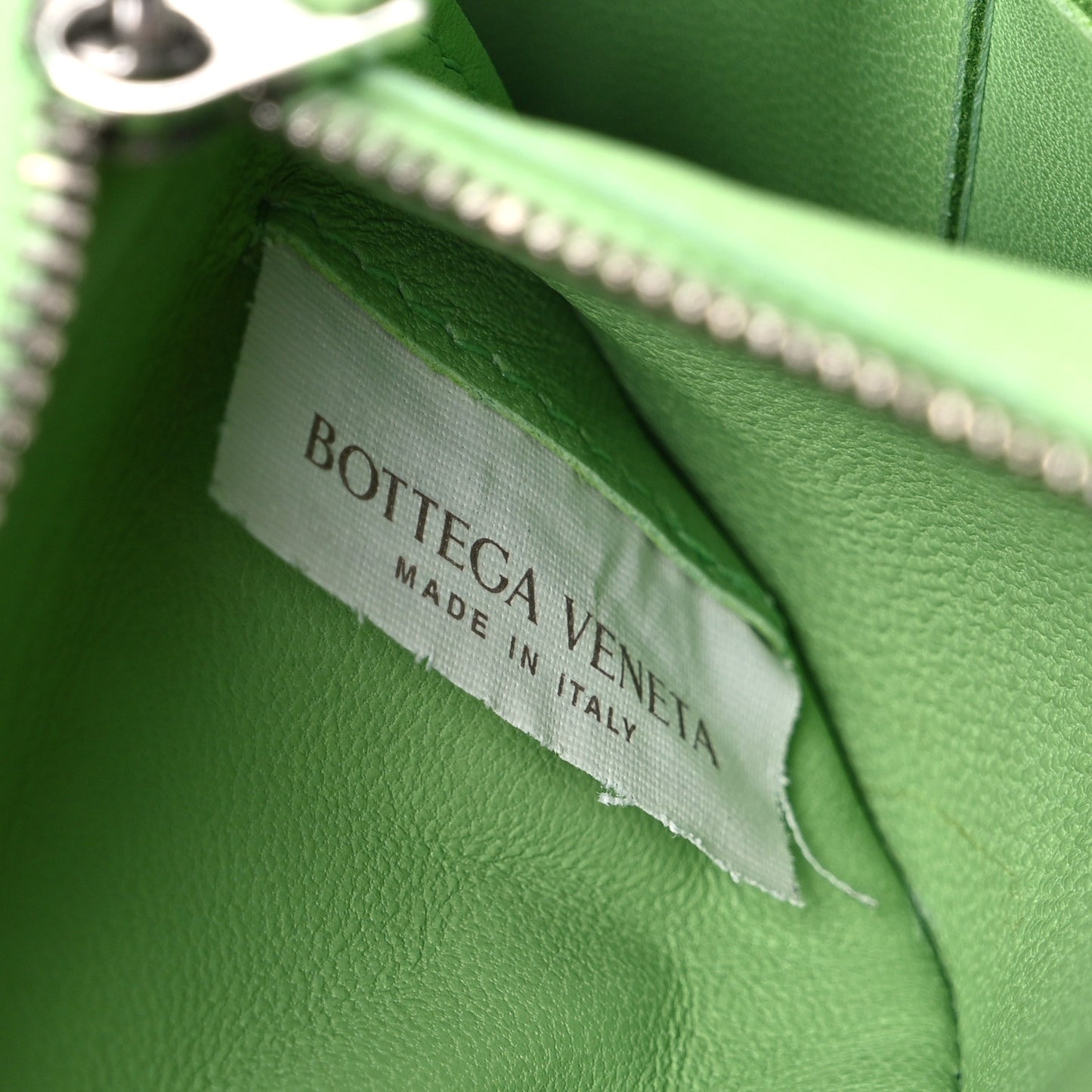 Lambskin Maxi Intrecciato Cassette Crossbody Bag Green