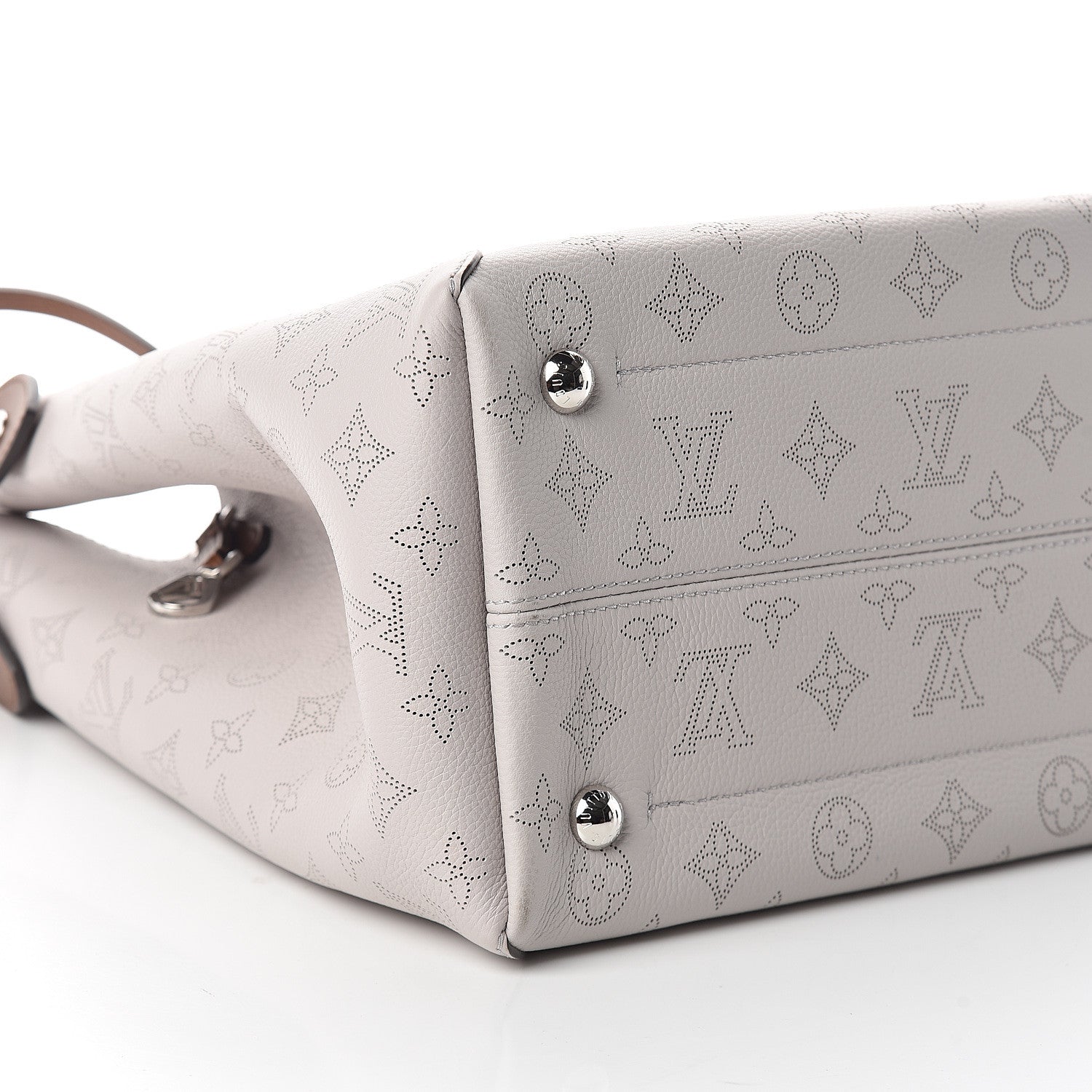 Louis Vuitton Mahina Hina MM Mist 7 of 8