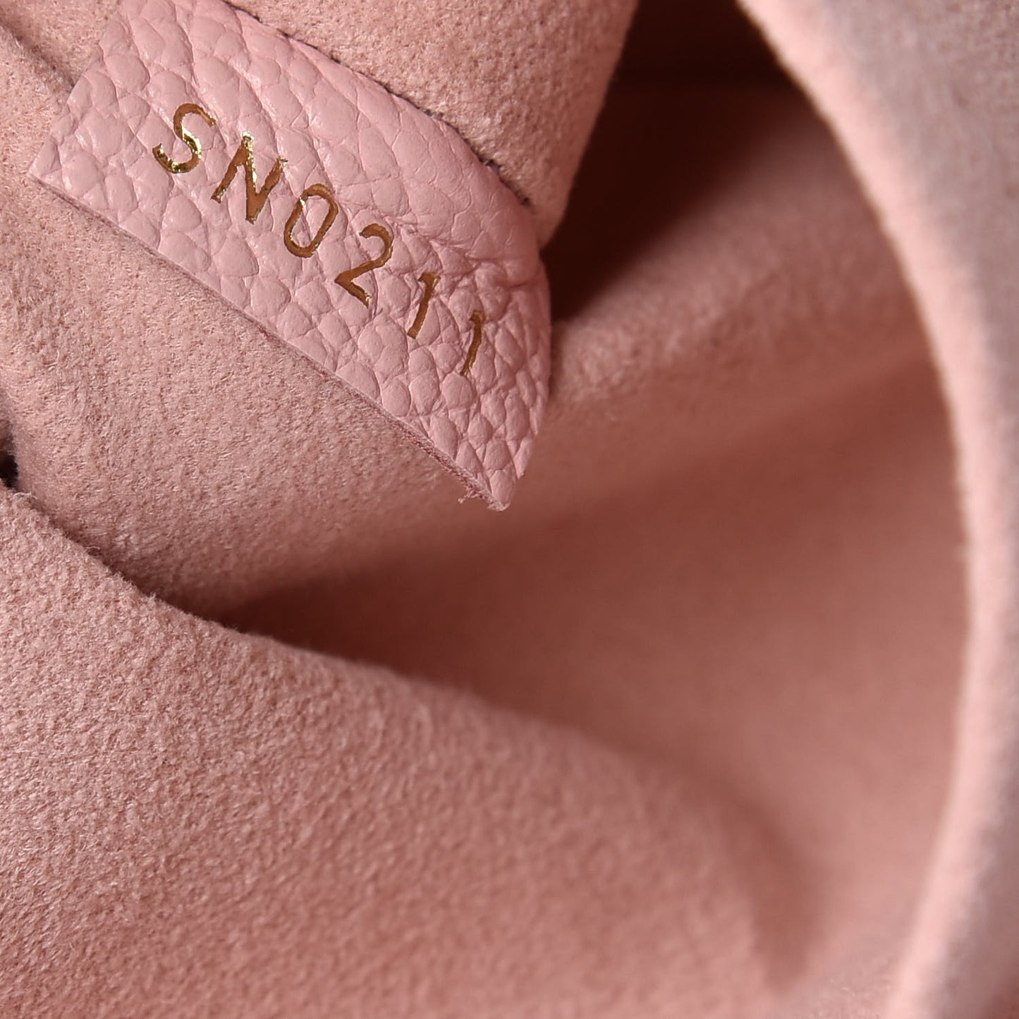 Empreinte Monogram Giant By The Pool Marshmallow Hobo PM Bouton De Rose