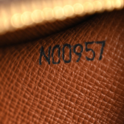 Louis Vuitton Monogram Papillon 30 With Companion 9 of 13