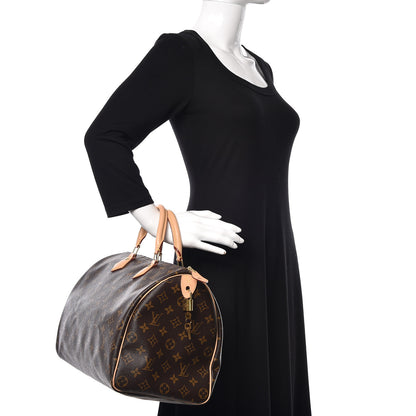 Louis Vuitton Monogram Speedy 35 2 of 10