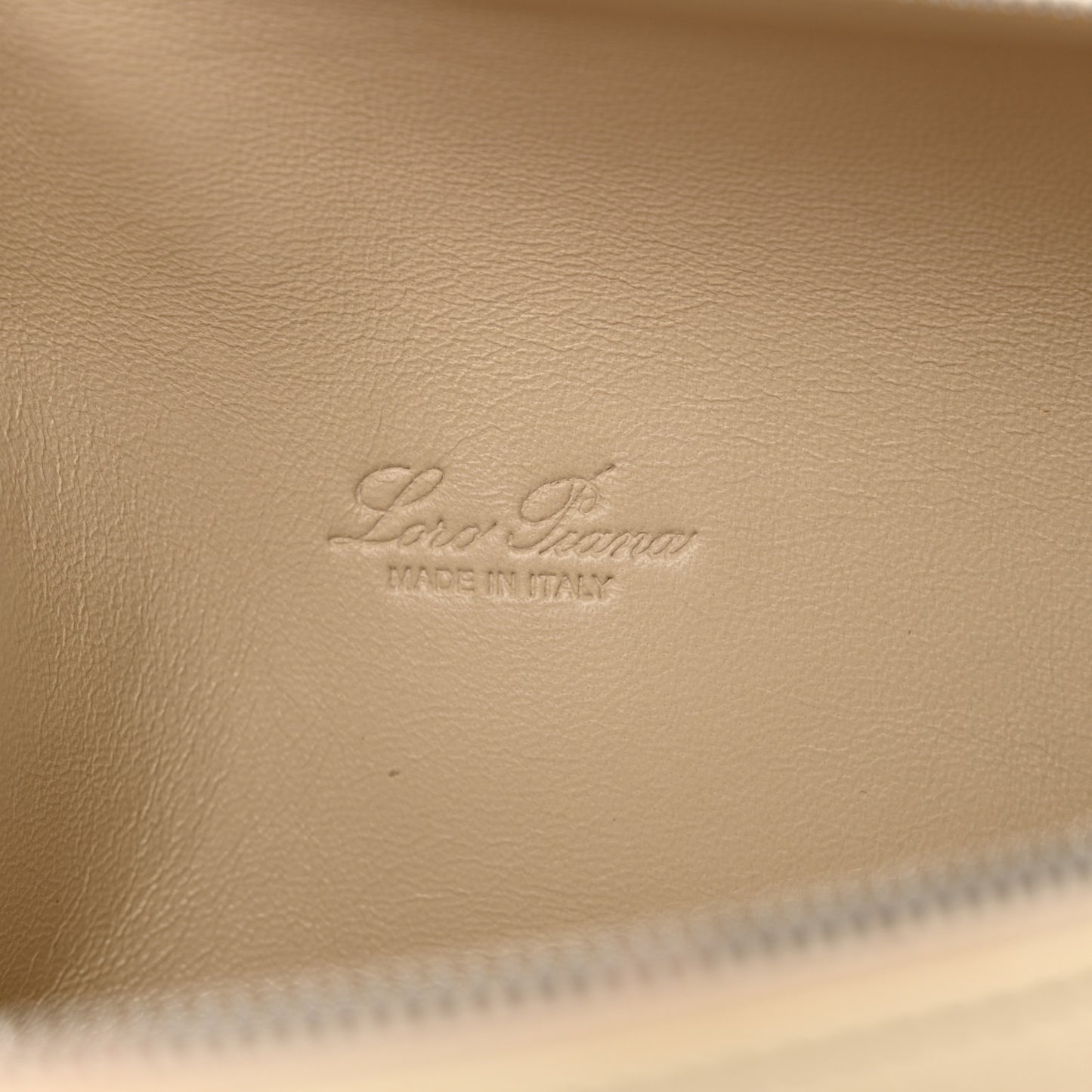 Grained Calfskin L19 Extra Pocket Pouch Whisper White