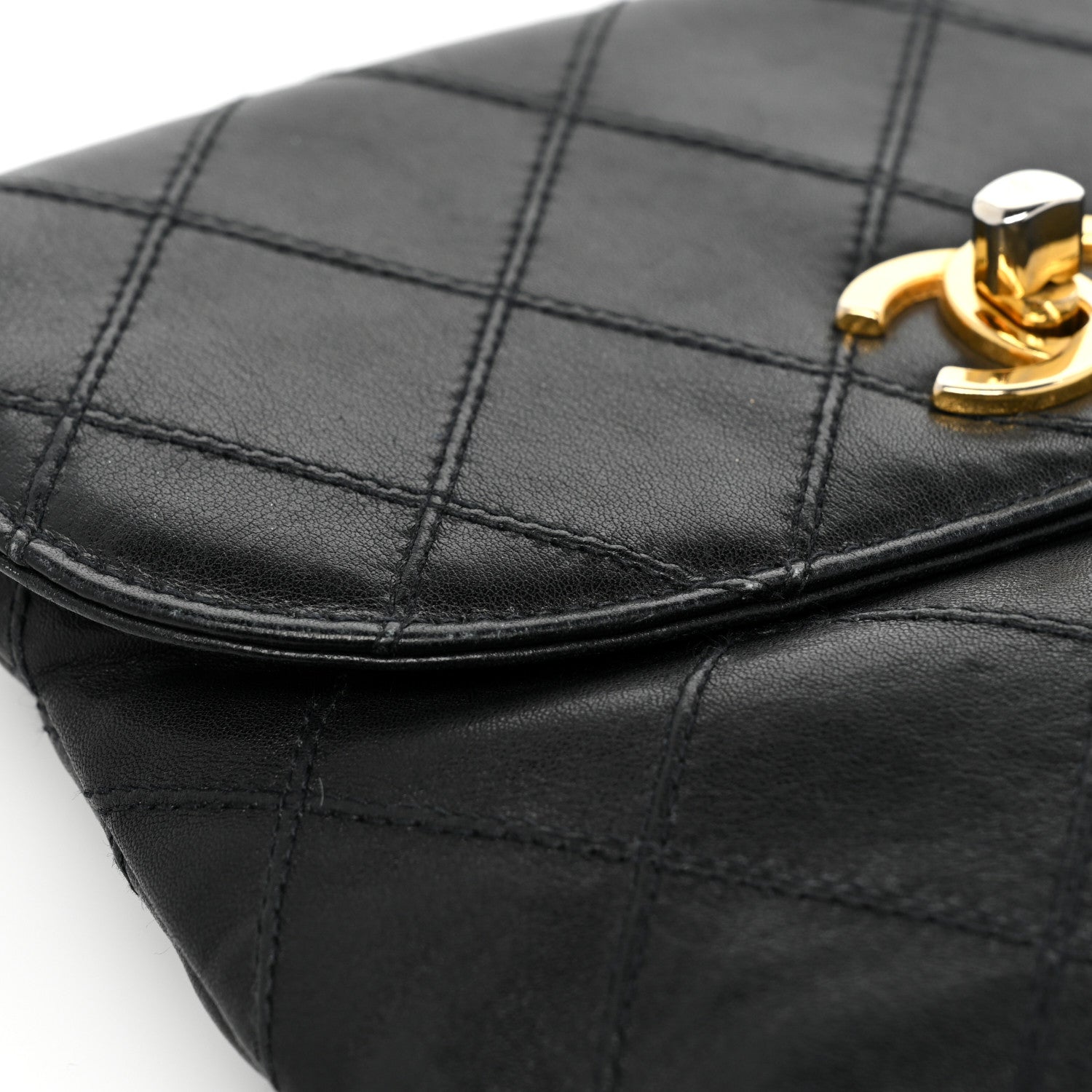 Chanel Lambskin Diamond Stitched Flap Waist Belt Bag 70 28 Black 15 of 19