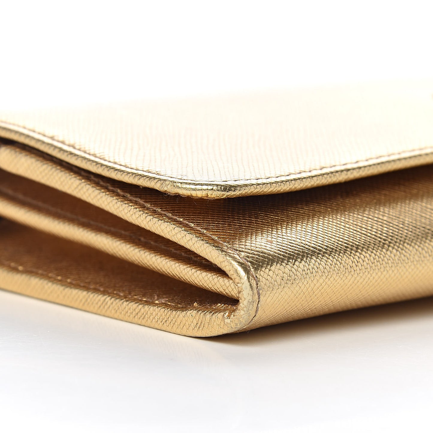 Saffiano Metal Oro Chain Wallet Platino
