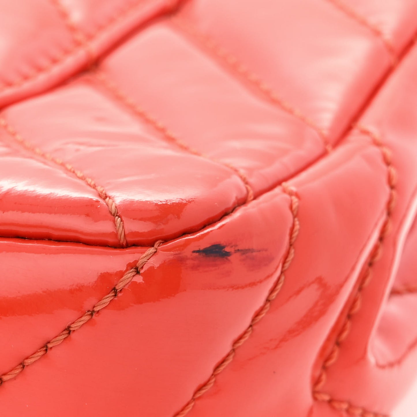 Patent Chevron Quilted Medium Single Flap Red