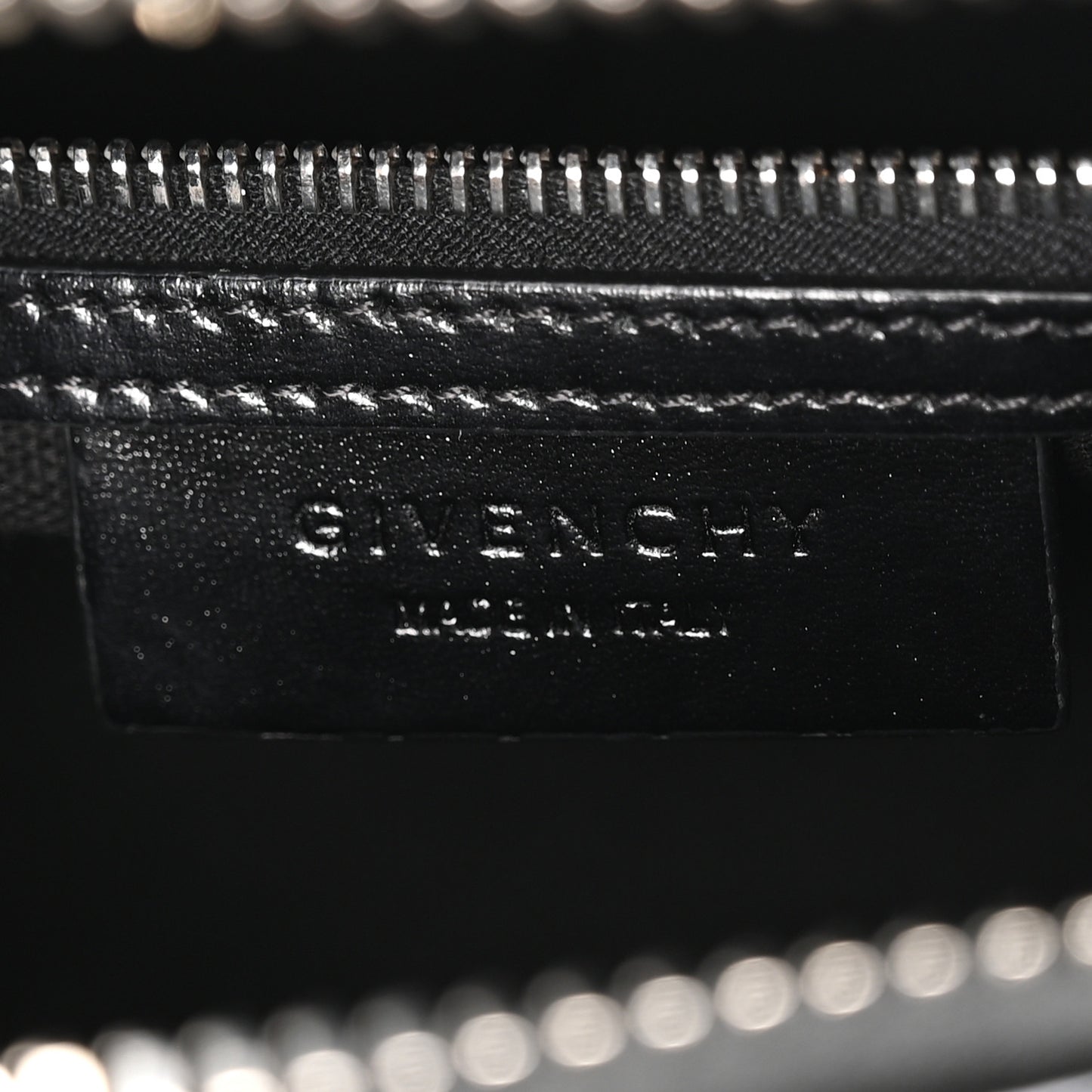 Shiny Lord Calfskin Mini Antigona Black