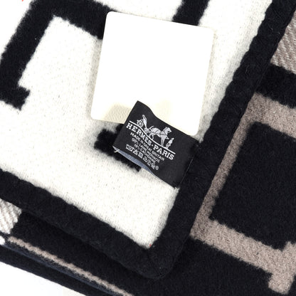 Hermes Wool Cashmere Avalon III Blanket Ecru Black 3 of 3