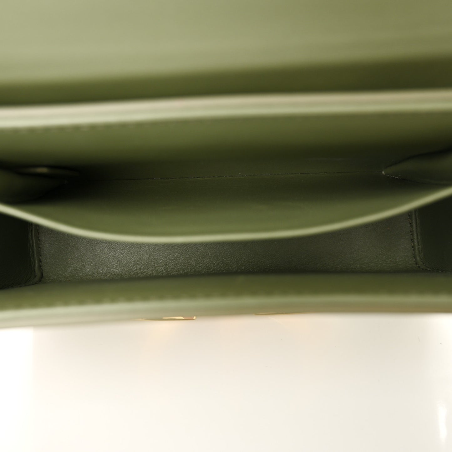 Box Calfskin 30 Montaigne Box Bag Mint Green