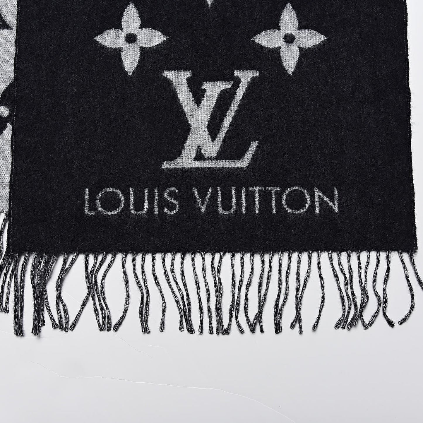 Cashmere Monogram Reykjavik Scarf Black