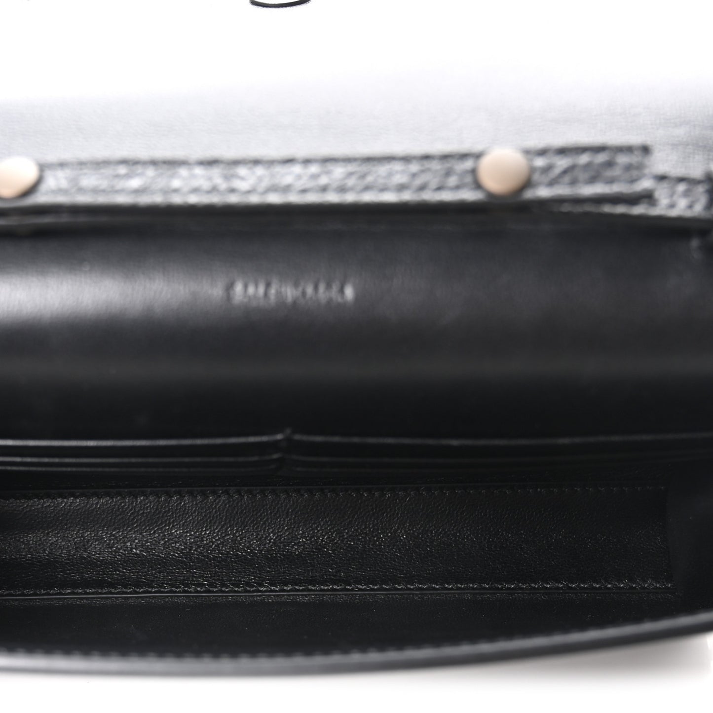 Agneau Giant 12 Brass Wallet On Chain Black