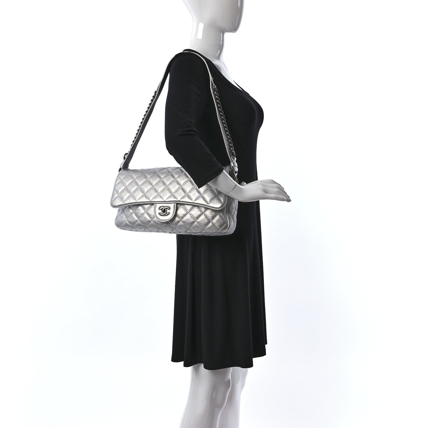 Metallic Calfskin Quilted Medium Casual Rock Flap Silver