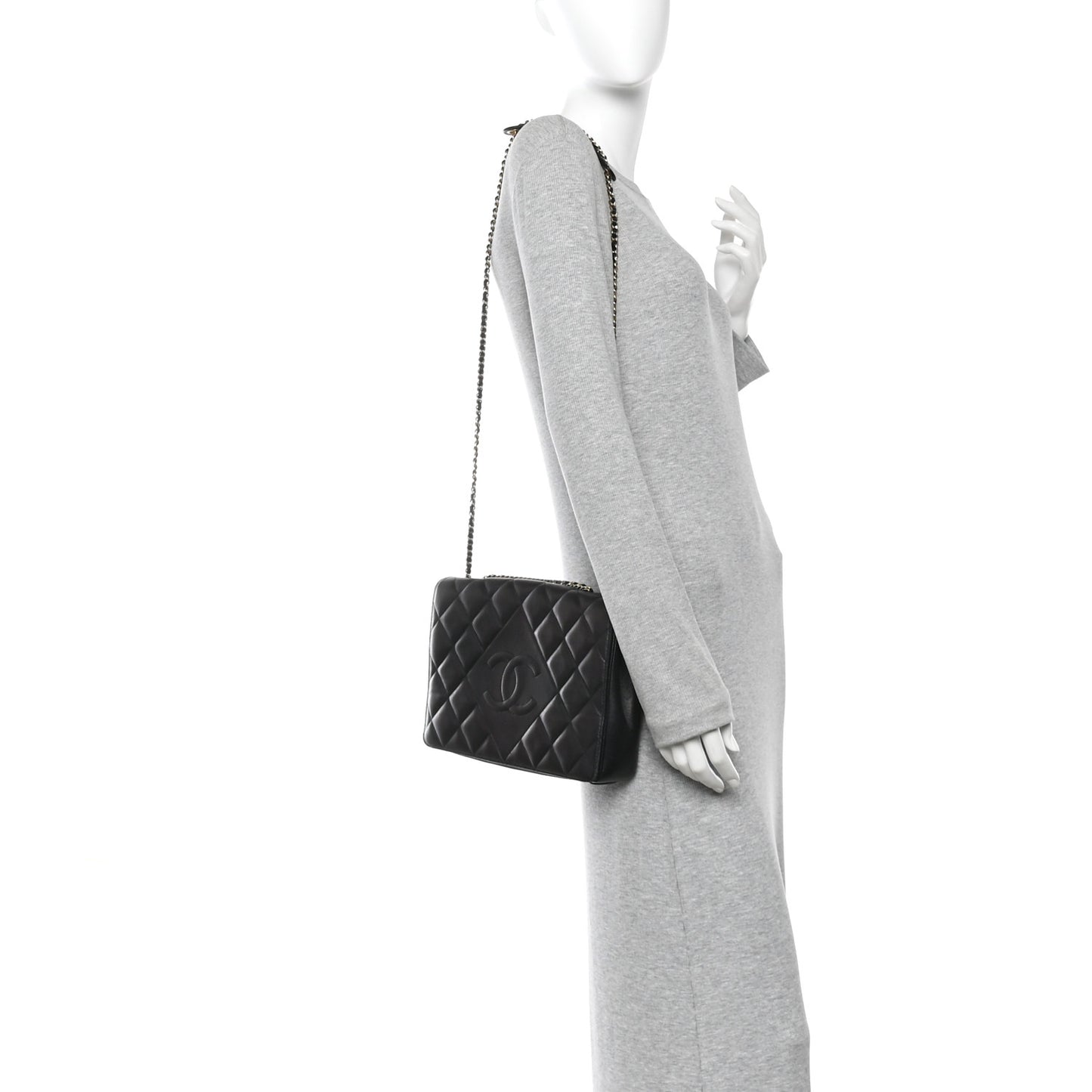 Lambskin Quilted Medium Diamond CC Flap Black
