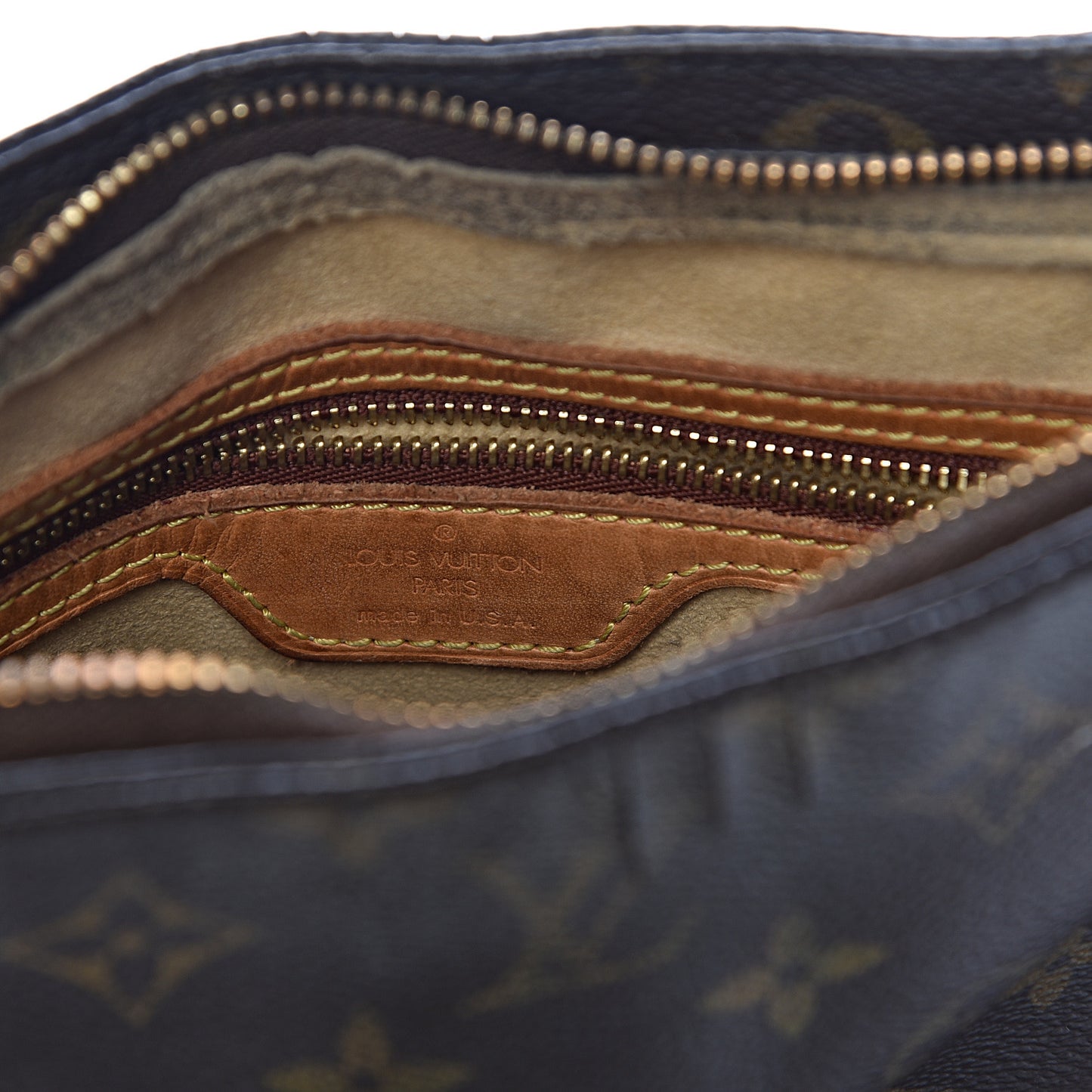 Monogram Looping MM