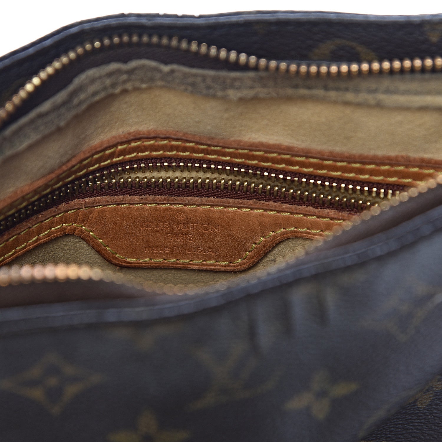 Louis Vuitton Monogram Looping MM 7 of 16