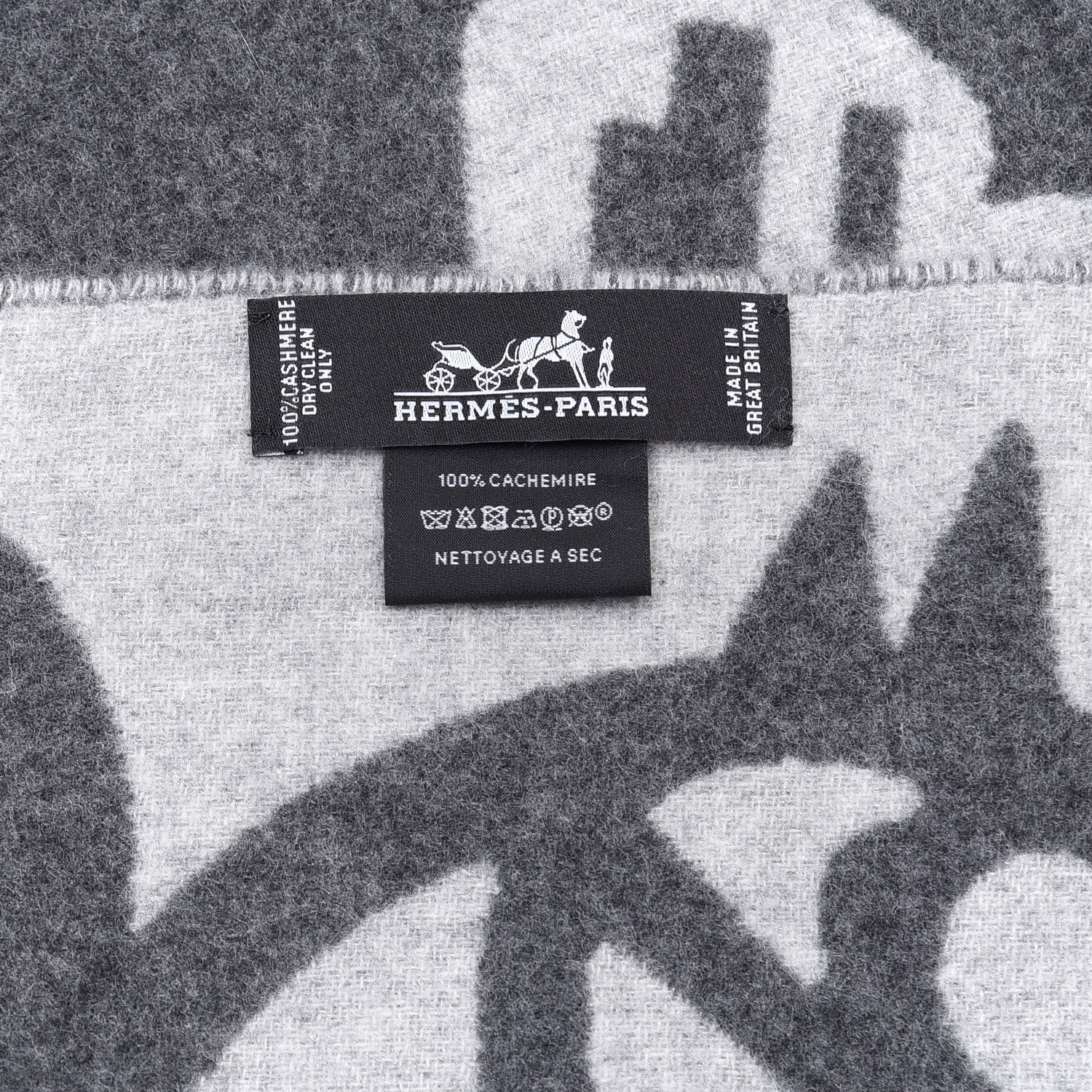 Hermes Cashmere Boucles et Camails Muffler Anthracite Gris Clair 4 of 4