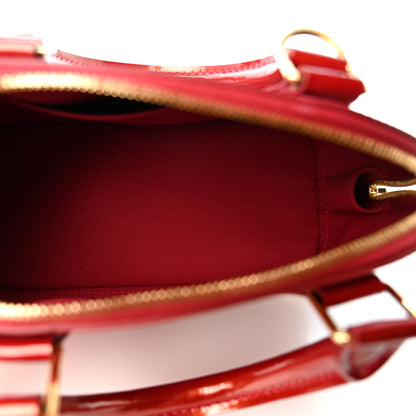 Louis Vuitton Vernis Rayures Alma BB Pomme D'Amour 5 of 9