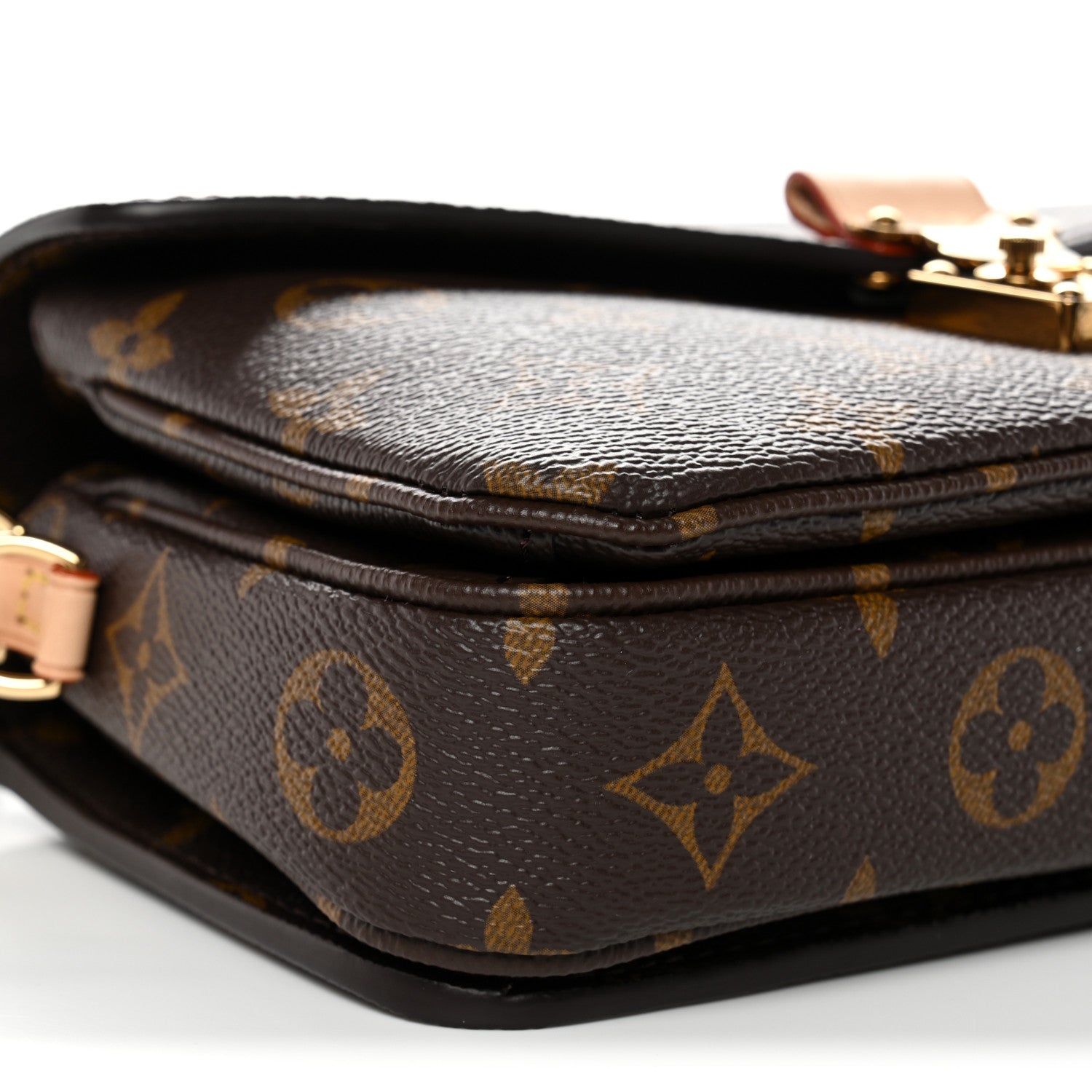Louis Vuitton Monogram Pochette Metis East West 8 of 9