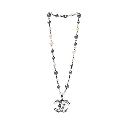 Chanel Ruthenium Pearl Baguette Crystal CC Necklace Black 3 of 5