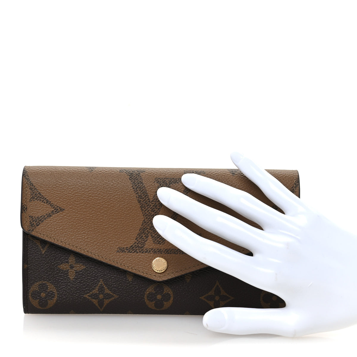 Reverse Monogram Giant Sarah Wallet