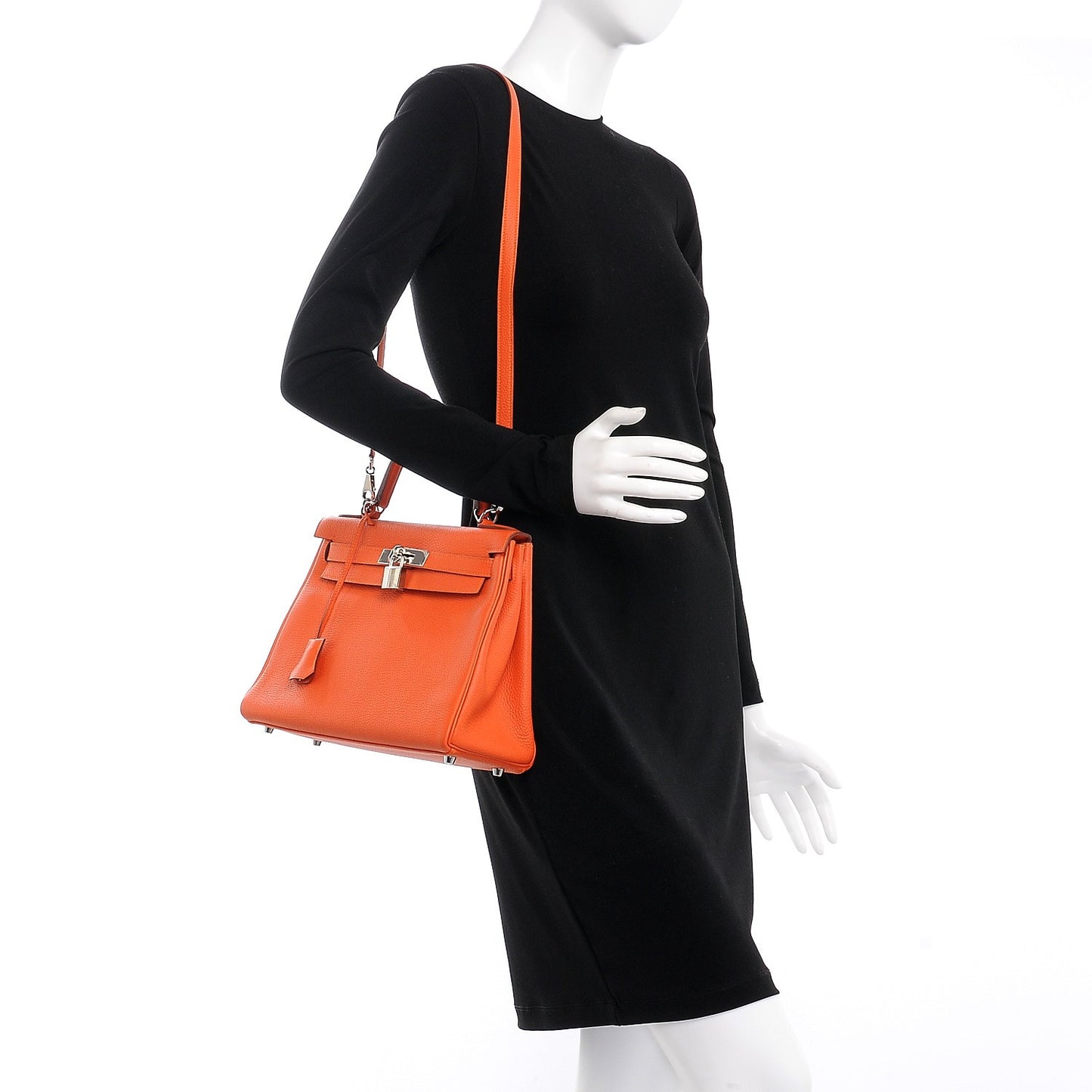 Togo Kelly Retourne 28 Feu