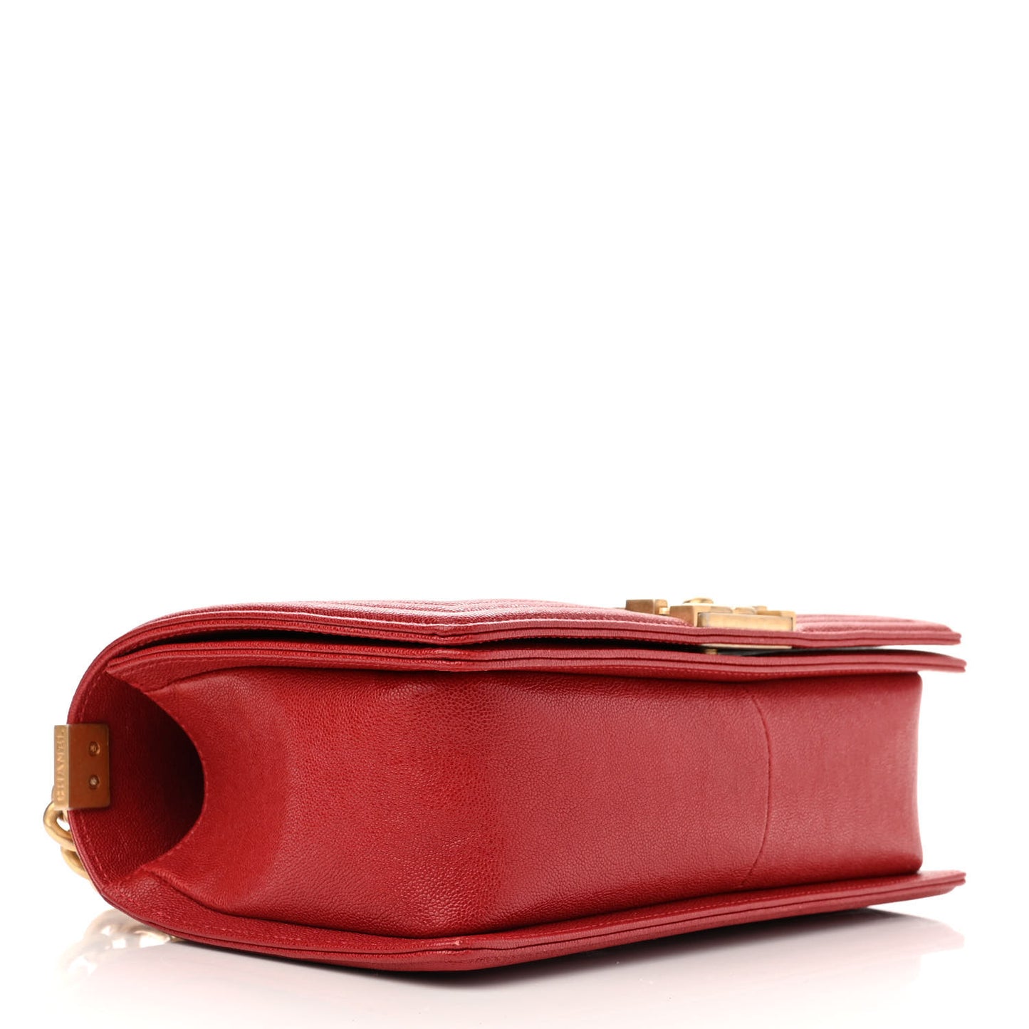 Caviar Quilted Medium Boy Flap Red