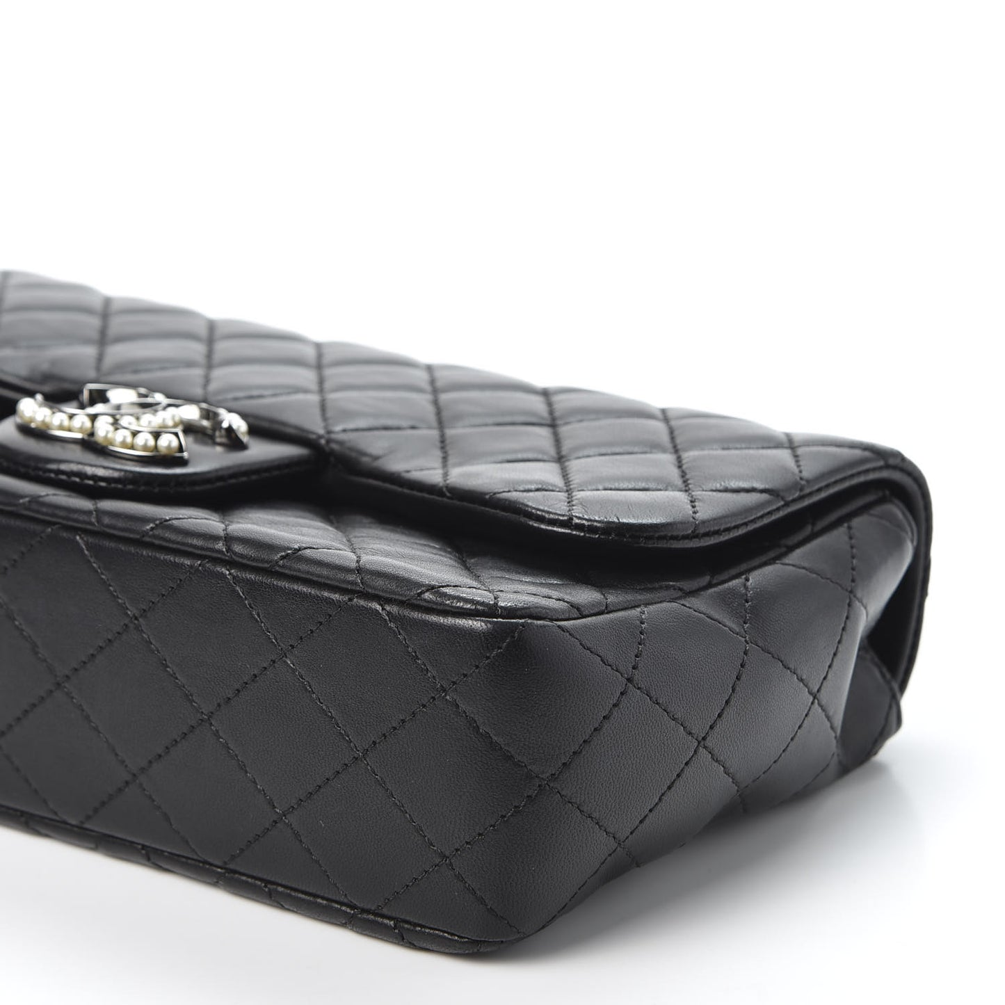 Lambskin Quilted Medium Westminster Pearl Flap Black