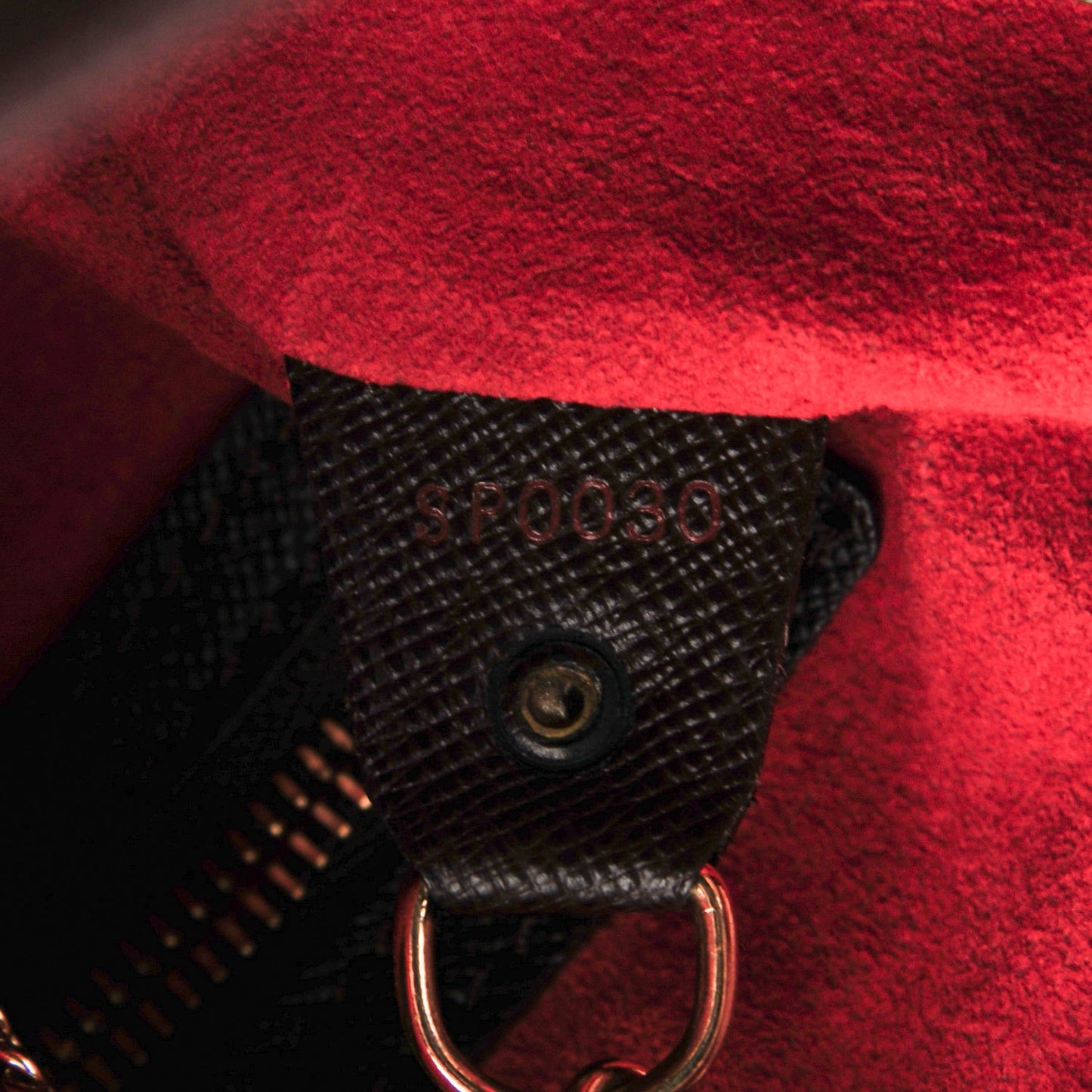 Damier Ebene Marais Bucket 23