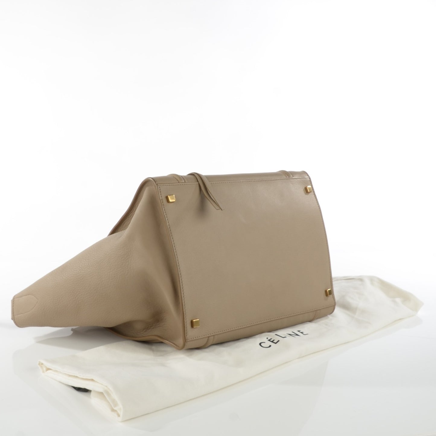 Supple Calfskin Large Phantom Luggage Dune