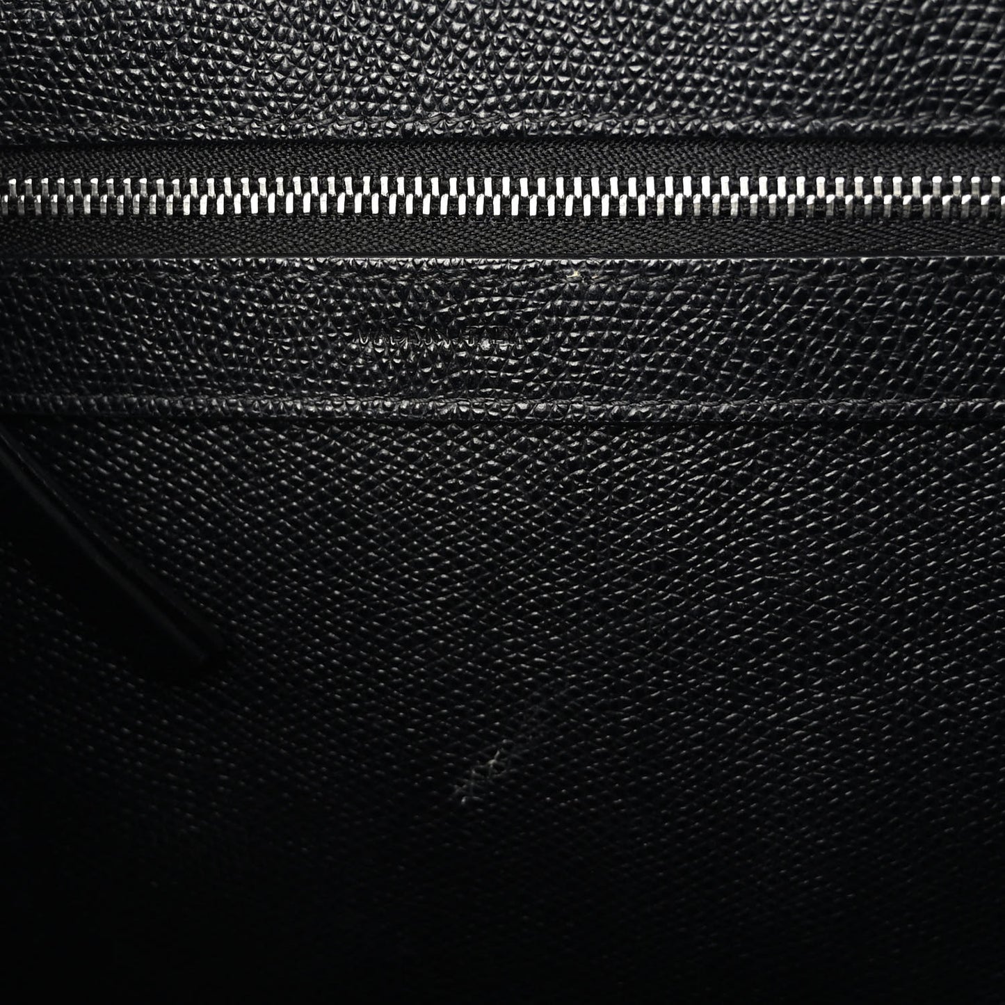 Grained Calfskin Small Vertical Cabas Black
