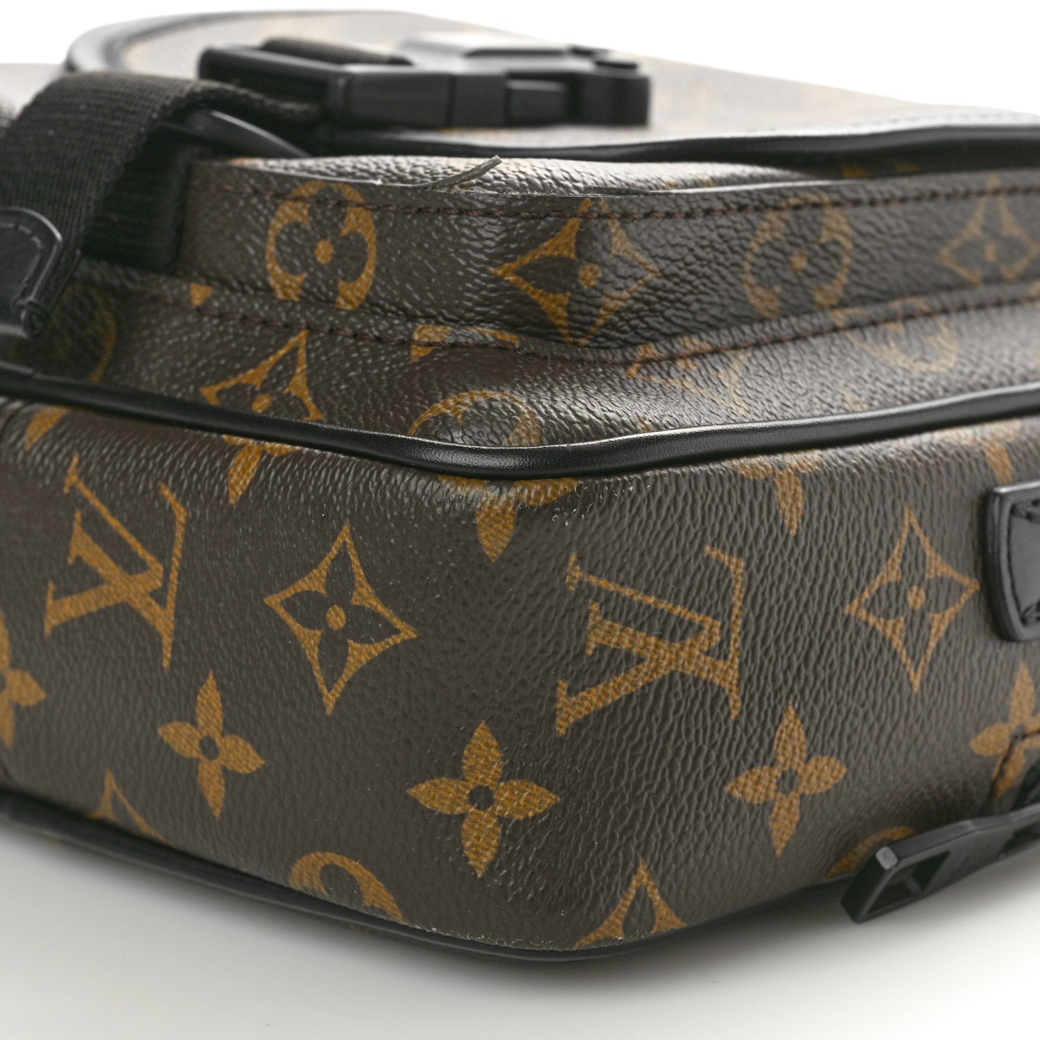 Louis Vuitton Monogram Macassar Quest Messenger 9 of 9