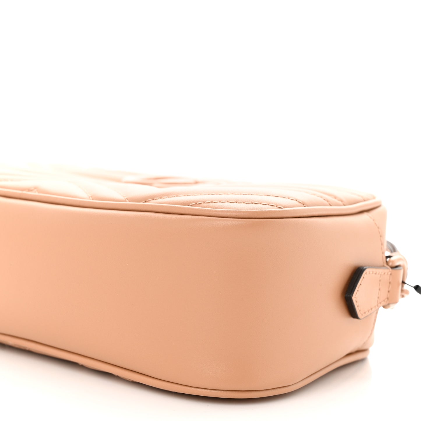 Calfskin Matelasse Monochrome Small GG Marmont Chain Shoulder Bag Camelia