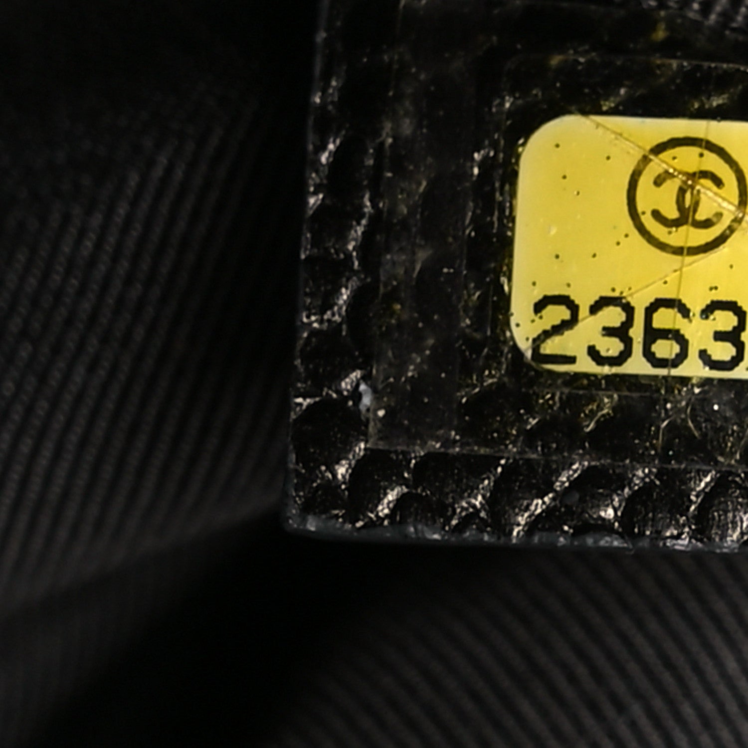 Chanel Iridescent Caviar Quilted Large Cosmetic Case Dark Grey 8 of 9