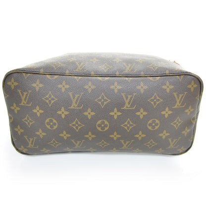 Louis Vuitton Monogram Neverfull MM 4 of 9