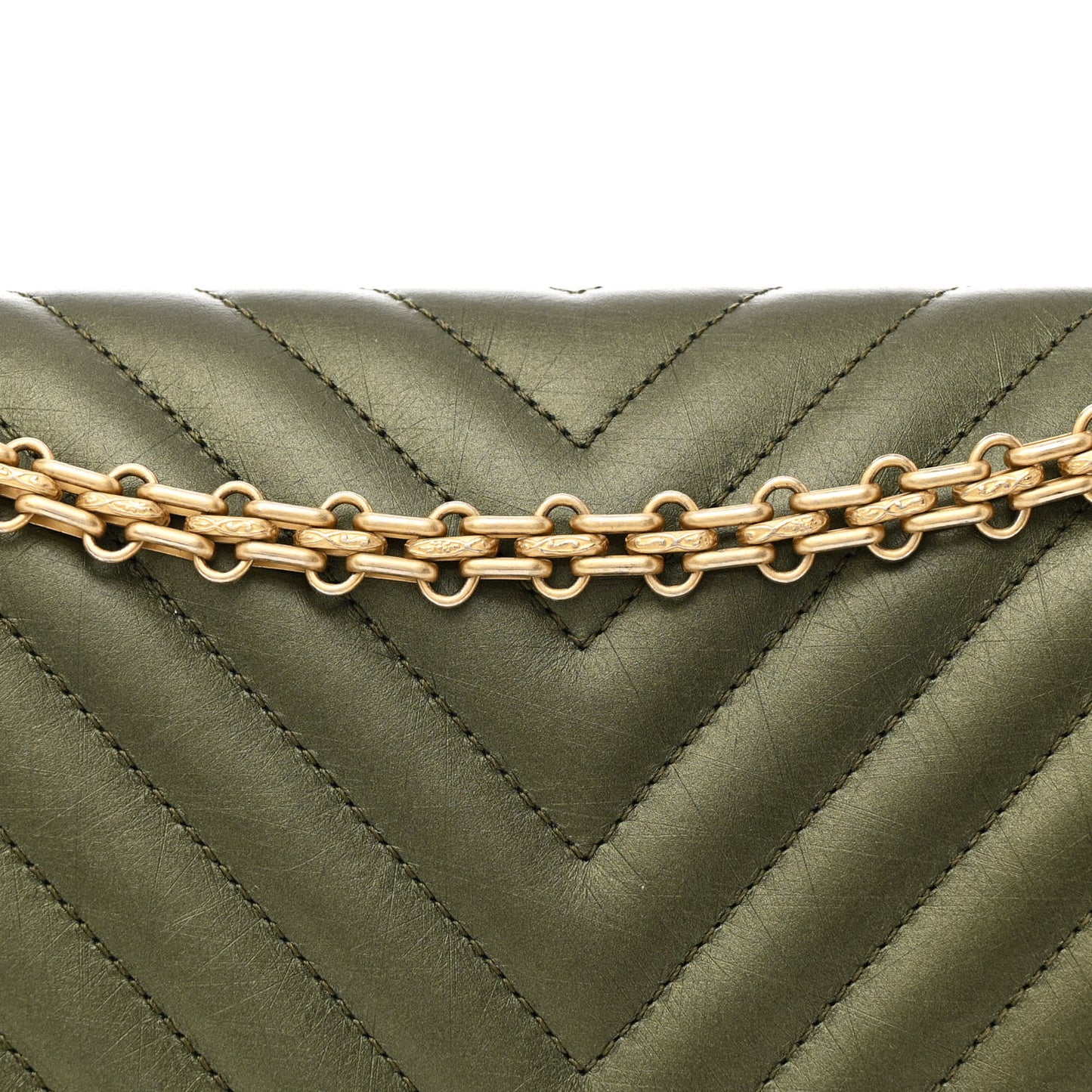 Metallic Calfskin Chevron Quilted 2.55 Reissue 226 Flap Green