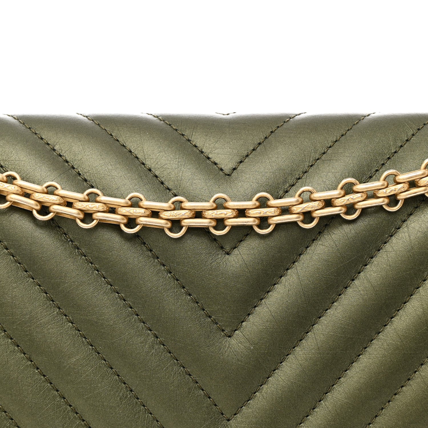 Chanel Metallic Calfskin Chevron Quilted 2.55 Reissue 226 Flap Green 8 of 11